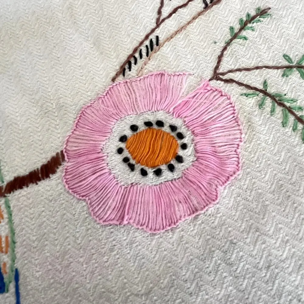 Vintage Embroidered Table Runner Vanity / Dresser Scarf Parrot Floral Lace Trim